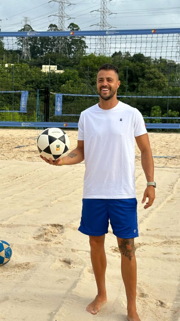 Camiseta Masculina Gustavo